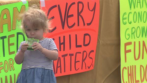 ‘Nowhere to go’: Day cares close doors to demand funding on Day Without Child Care