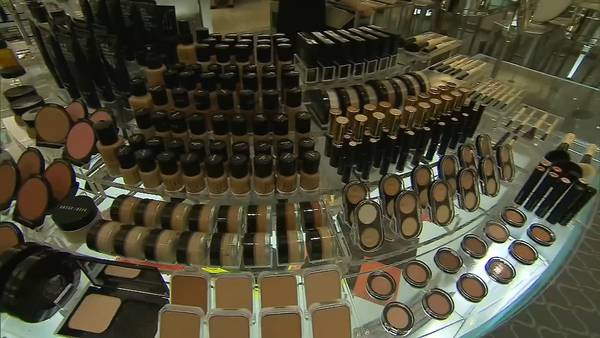 Report: FDA needs to do more to implement new law expanding authority over cosmetic safety