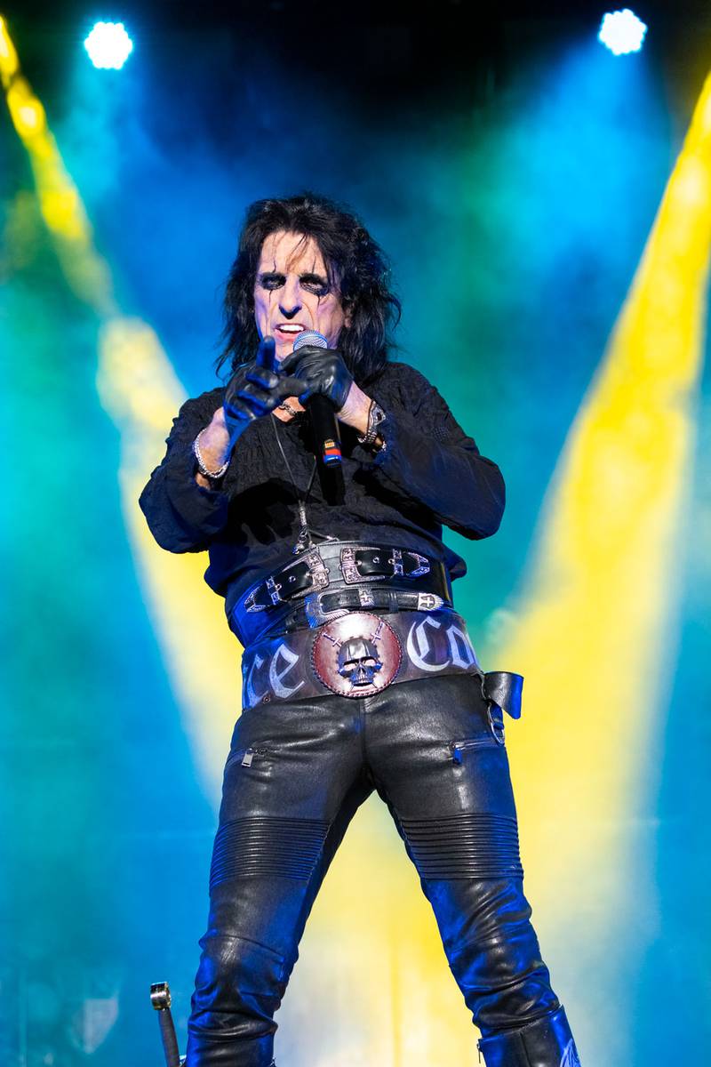 Classic rock legend Alice Cooper performs at Charlotte Metro Credit Union. Oct. 7, 2021.
