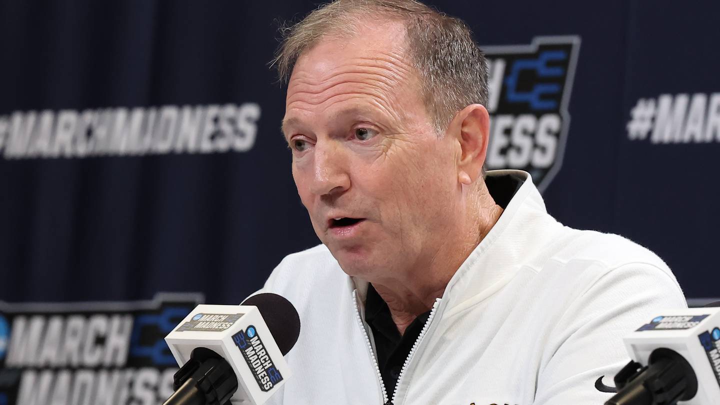 Eastern Washington hires Dan Monson, the fired coach who led his team to NCAA tournament
