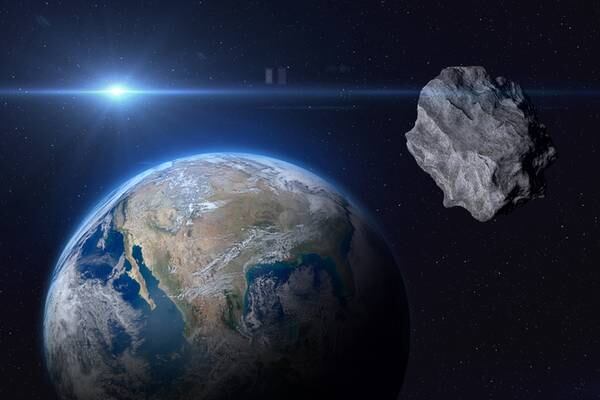 Skyscraper-size asteroid will fly between the Earth and the moon Saturday