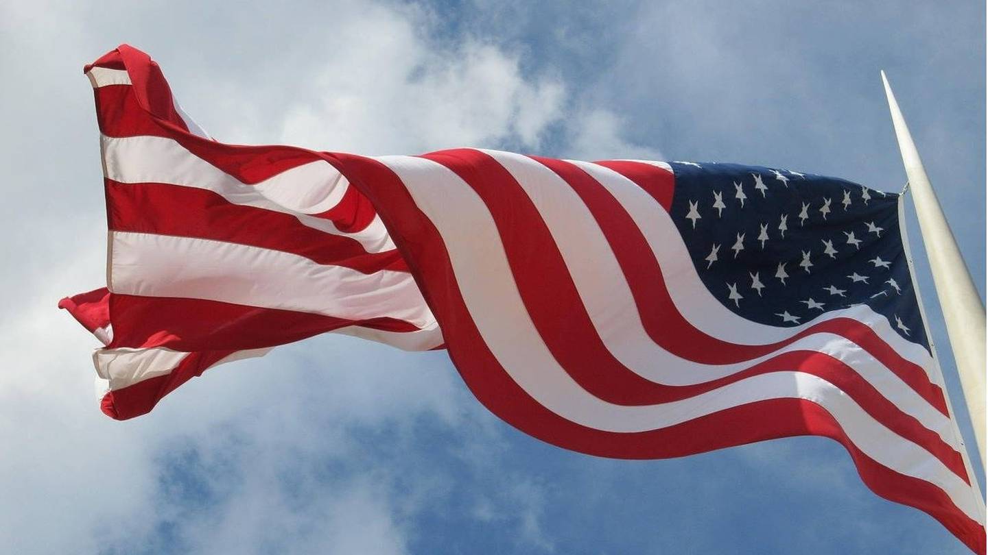 Do banks take veterans day off