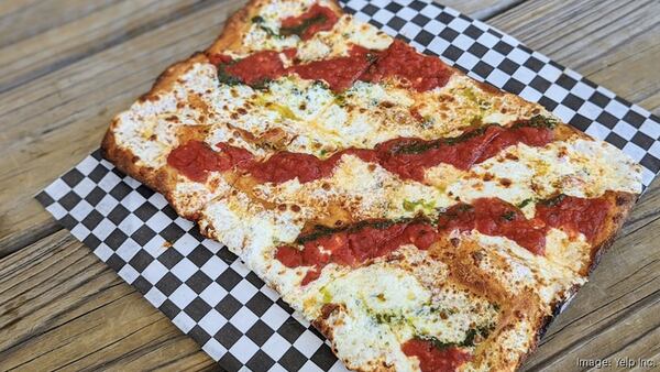 Geno D’s Pizza makes Yelp list of top restaurants