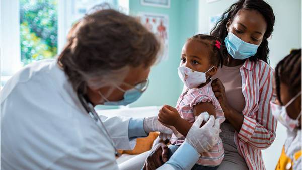 StarMed comienza vacunación de niños de 6 meses a 5 años
