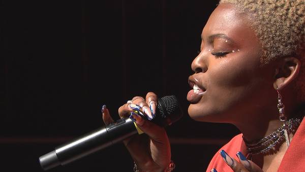 ‘Believe in yourself’: Local American Idol contestant inspires students to chase dreams
