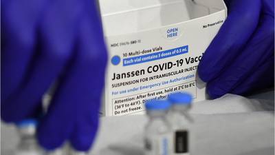 Fauci prevé reanudación de vacuna J&J esta semana
