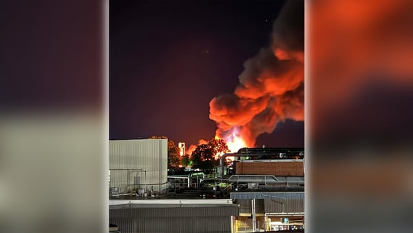 Fire causes major damage to vacant factory in Hickory, fire department says