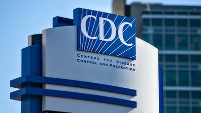 Los CDC ya no requieren cubrebocas en vehículos escolares