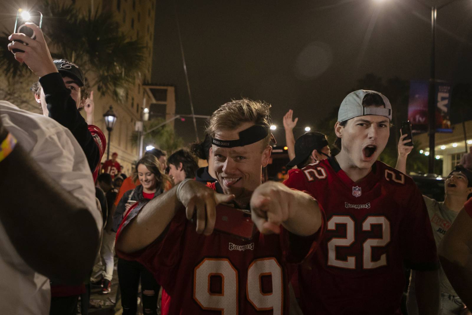 Photos Tampa Bay fans crowd streets to celebrate Bucs' Super Bowl win