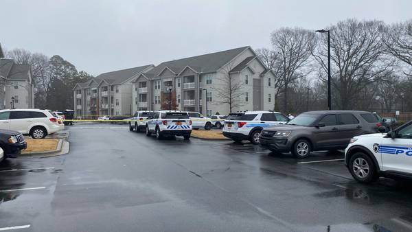 2 teens shot, killed at northeast Charlotte apartment complex, police say