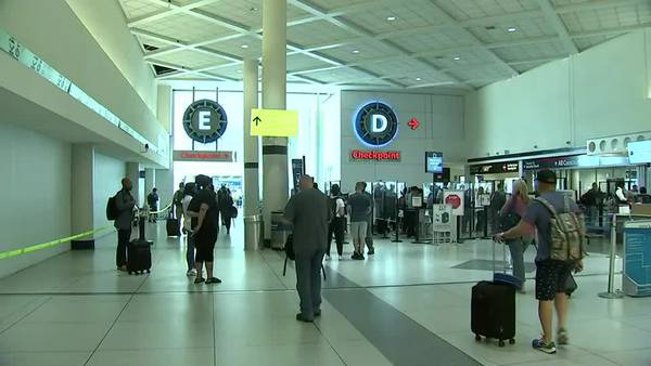 Busy Memorial Weekend travel expected at Charlotte Douglas Airport