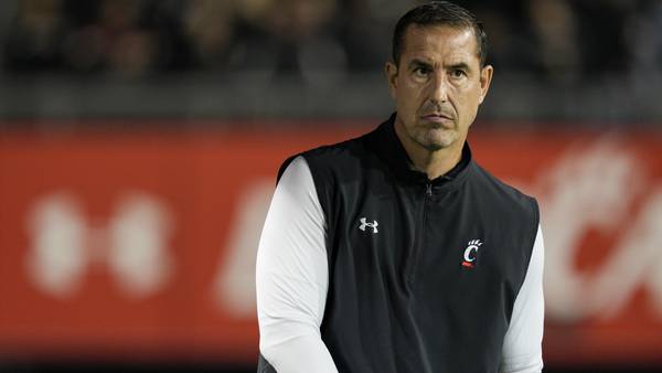 College football hot seat tracker: Wisconsin officially hires Luke Fickell, Georgia Tech reportedly nearing deal with Willie Fritz
