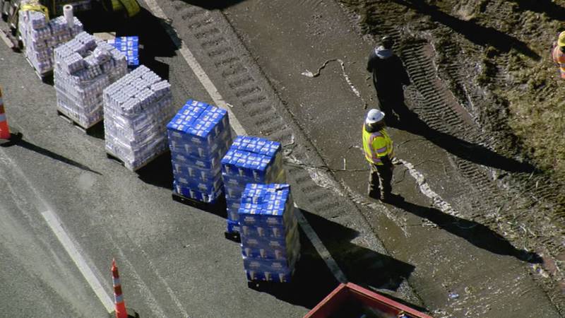 Bud Light being moved from truck after it crashed on I-77 near Rock Hill