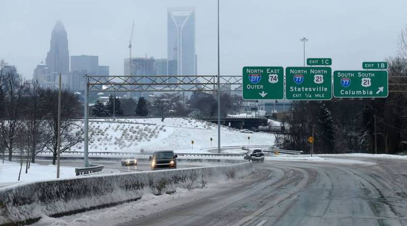 A general view of the highways covered in snow near Uptown Charlotte on January 22, 2016 in Charlotte, North Carolina. (Photo by Streeter Lecka/Getty Images)