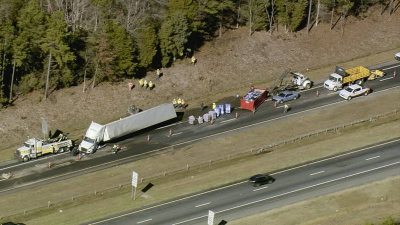 Bud Light being moved from truck after it crashed on I-77 near Rock Hill