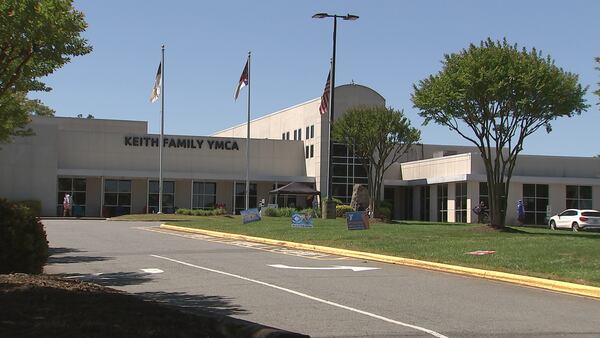 Man may have tried to usher 2 children from class at YMCA, witnesses tell CMPD