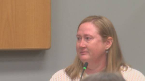 Woman gives tearful testimony in attempted murder case