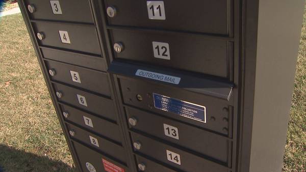 USPS carrier accused of using universal key in $40K check-stealing scheme
