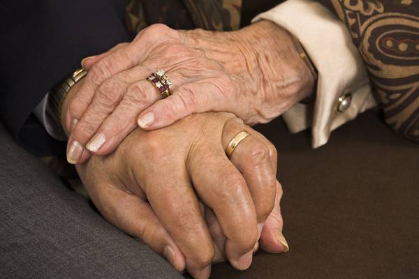 96 and newlyweds: Kansas couple ties the knot 