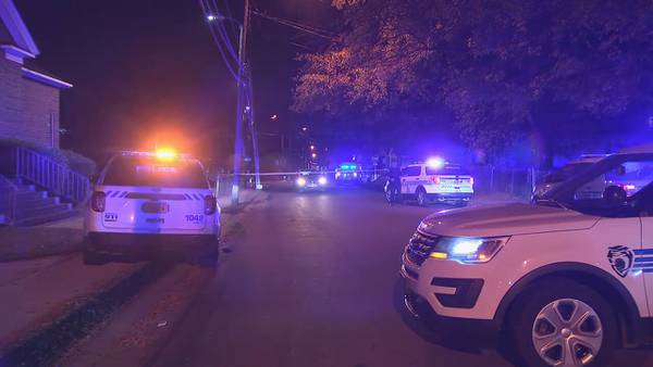 2 hurt in west Charlotte shooting, officials say