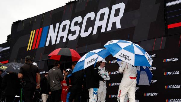 Rain pushes Daytona 500 to Monday in first outright postponement since 2012 