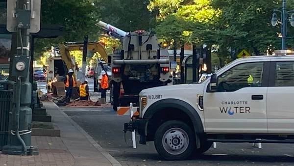 Portion of South Tryon Street reopens after emergency water pipe repair