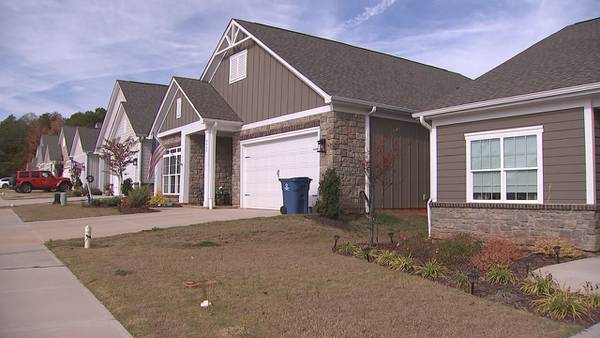 Homeowners say builder still owes them pool, lawn service, mailboxes
