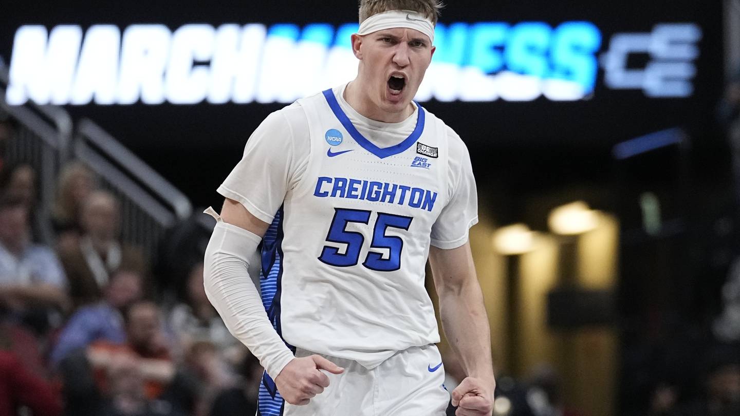 March Madness Hot Shooting Creighton Ends Cinderella Run For Princeton Advances To Elite Eight 5325