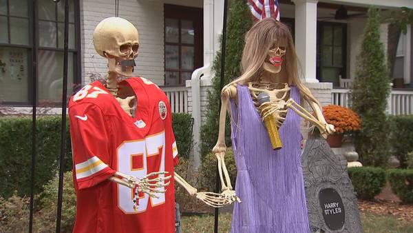 Taylor Swift-themed Halloween decorations in Plaza Midwood take ‘dead to me’ to a new level