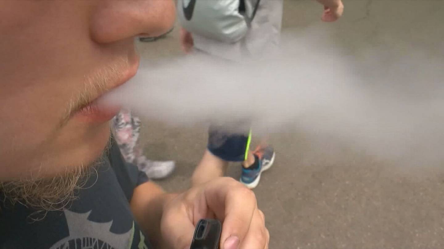 Güney Karolina Sağlık Yetkilileri Gençlerde Artan Elektronik Sigara Sorunuyla Mücadele Edecek – WSOC TV