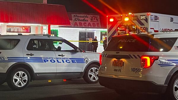 MEDIC: 1 person hurt in shooting at arcade in southwest Charlotte
