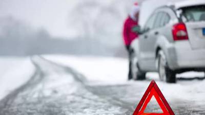 Watch - What You Need for a Car Snow Emergency Kit
