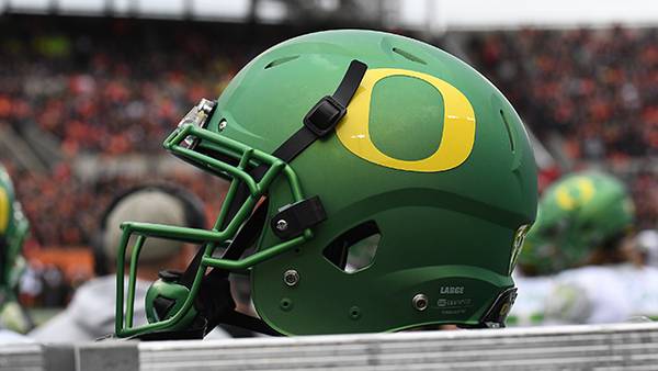 University of Oregon football player arrested after deadly hit-and-run