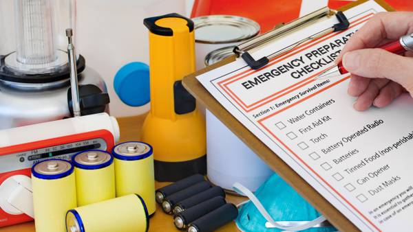 Family emergency supply kit must-haves