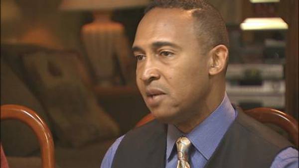 Patrick Cannon files for Charlotte city council after serving time in prison for accepting bribes
