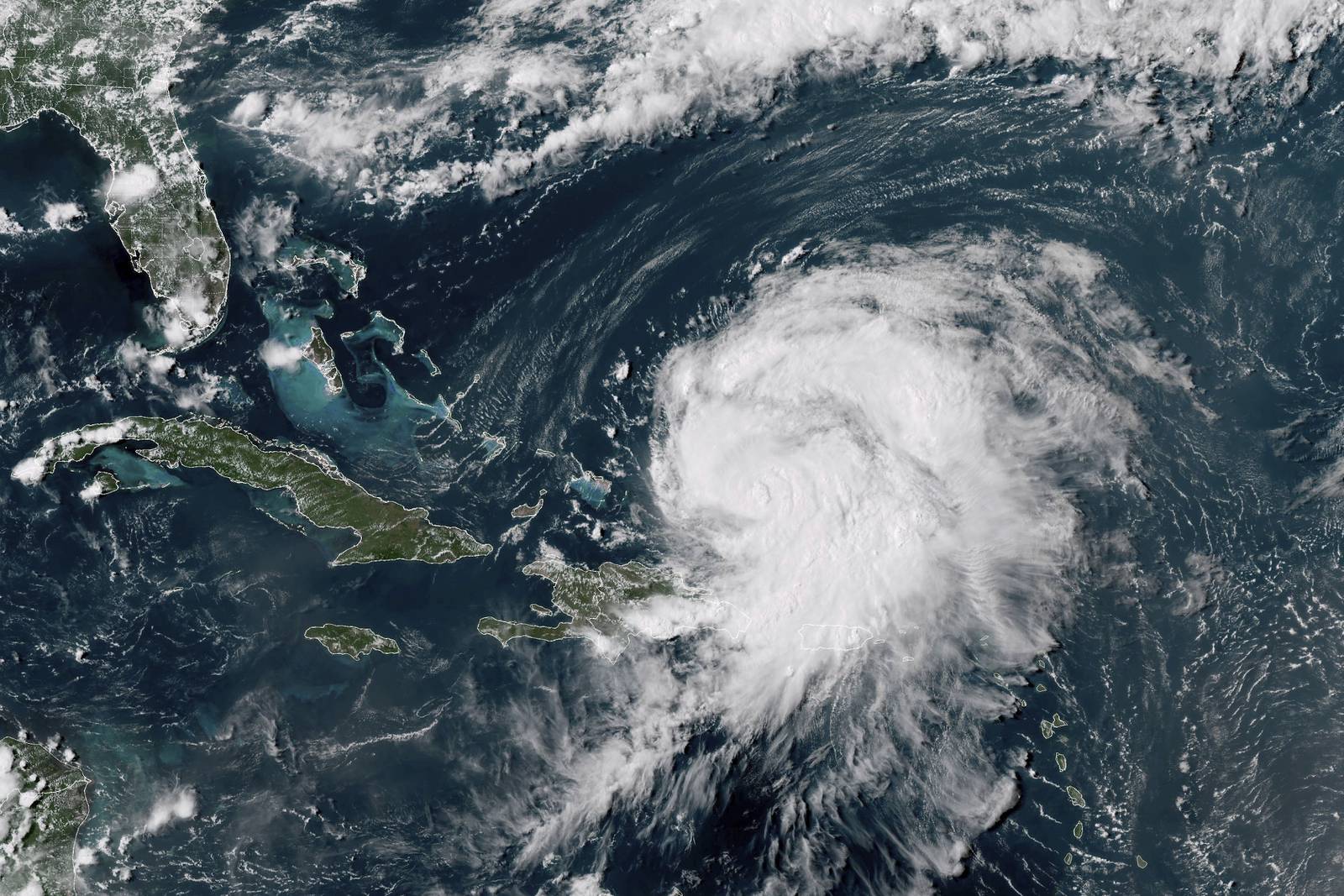 Hurricane Ernesto aims for Bermuda after leaving many in Puerto Rico