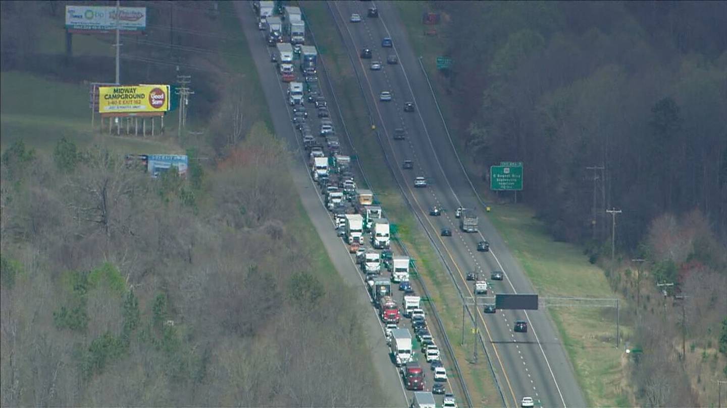 A serious crash closes I-77 southbound in Iredell County.