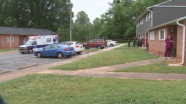 Suspect wanted in deadly shooting at Hickory apartments