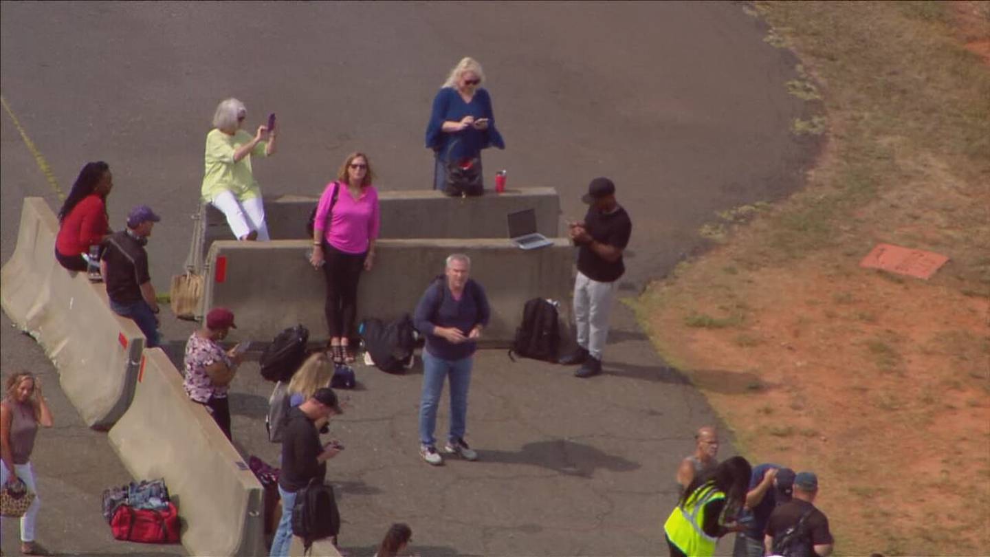 Vuelo de American Airlines evacuado tras emergencia en Charlotte Douglas – WSOC TV