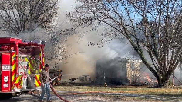 Investigators say mobile home fire in Catawba County was intentionally set