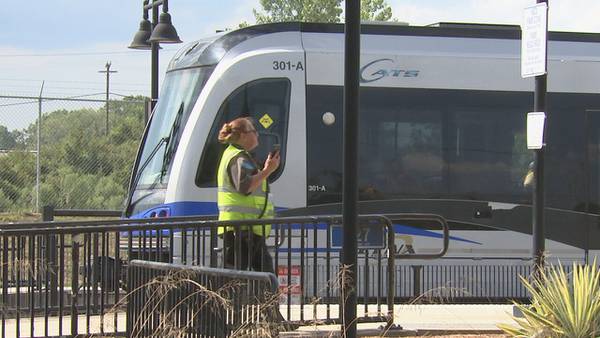 Good Samaritan stops robbery at light rail in NoDa