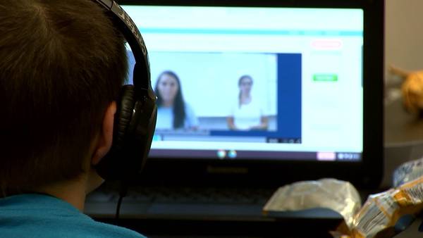 Therapists: Parents should adjust expectations during remote learning  
