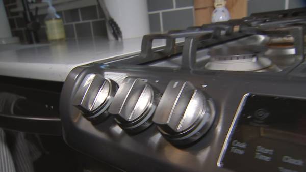 Multiple lawsuits claim certain stove knobs turn on too easily