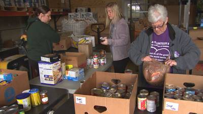 Nonprofit collecting Thanksgiving meal donations for families in need 