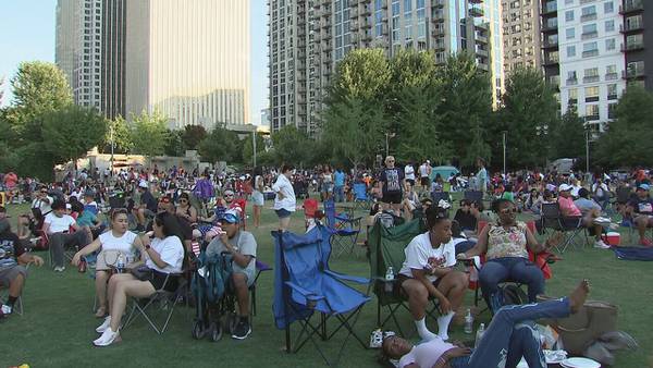 10 teens, 2 adults arrested amidst July 4 celebration Uptown, CMPD says
