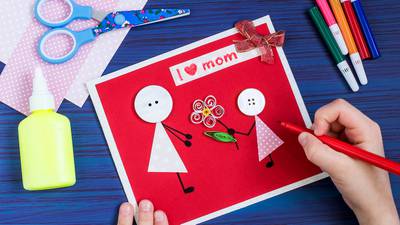 Mother’s Day 2023: How to make mom a gift, create a card, even make her flowers