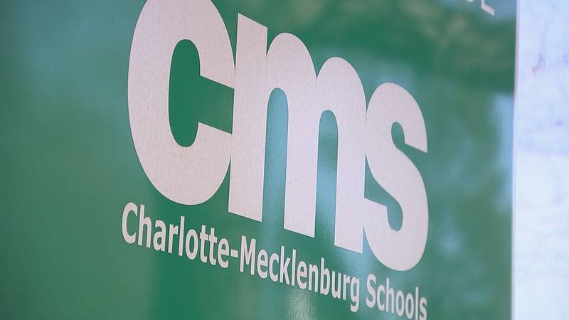 Charlotte Mecklenburg School logo
