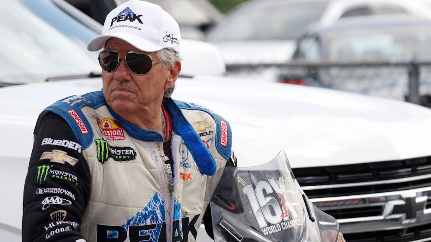 Drag racing legend John Force injured after engine explodes during NHRA  event – WSOC TV