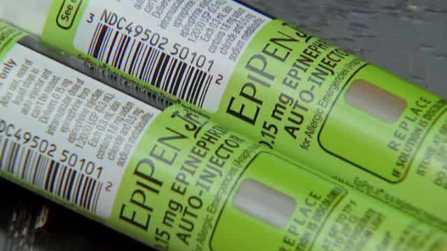 How to take part (or not) in EpiPen class action lawsuit WSOC TV