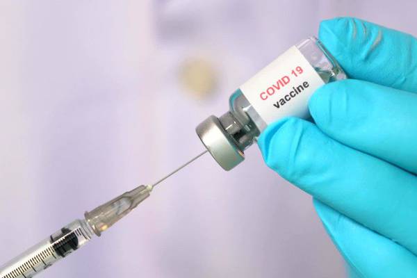 Coronavirus - Health-care workers, nursing home residents should get vaccine first